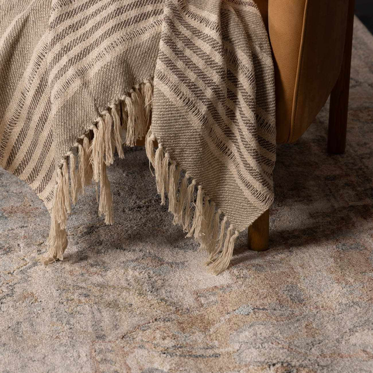 Vaeda Blue & Beige Thick Luxe Rug