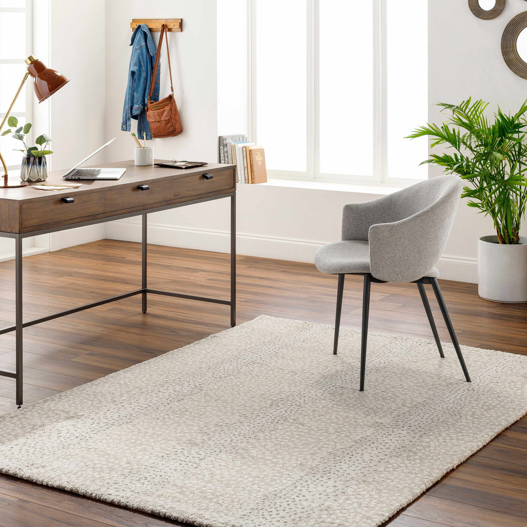 Daiva Luxe Rug