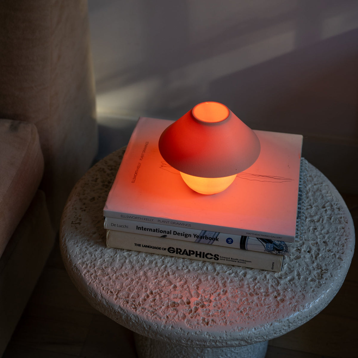 Scoop Lamp