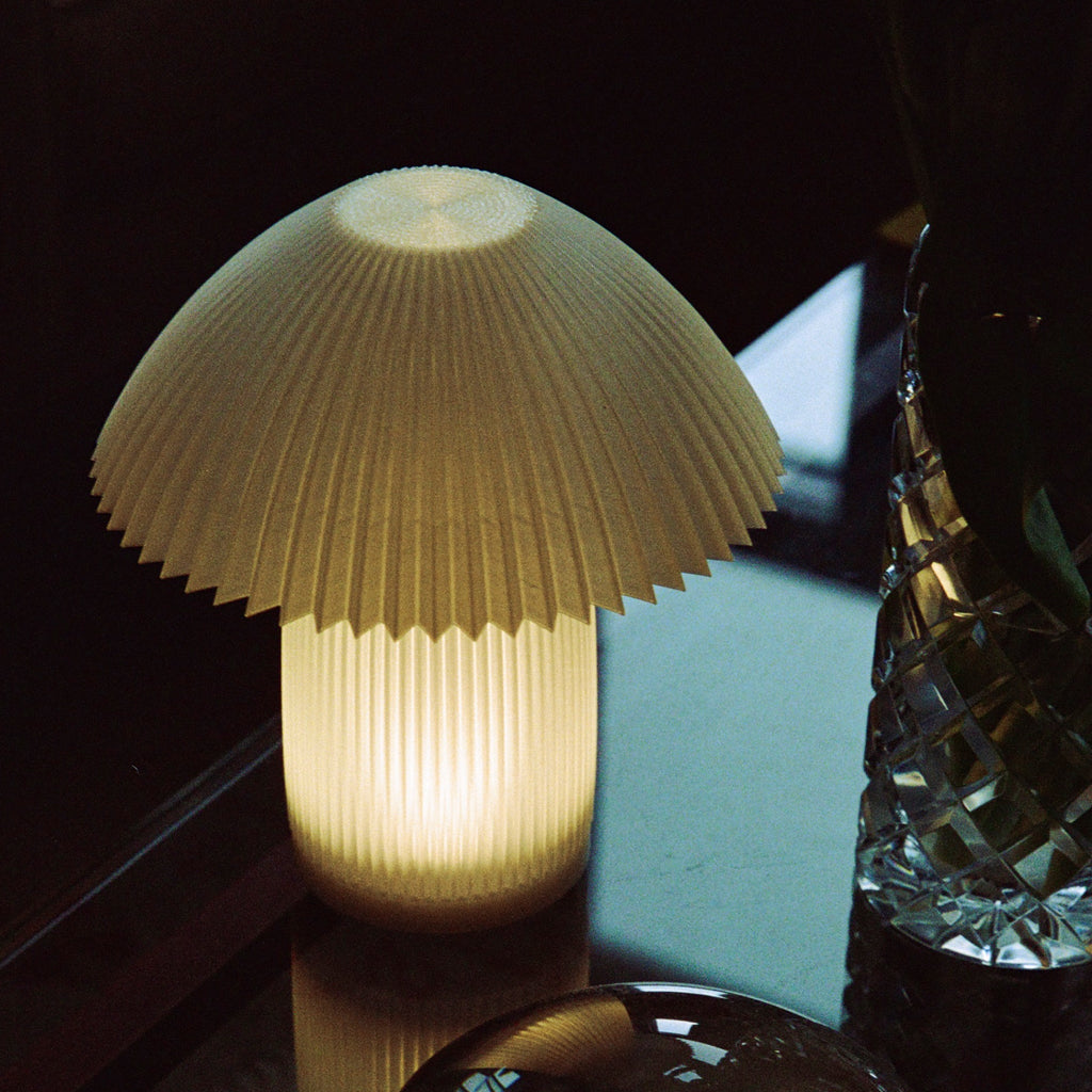 Cordless Kinoko Lamp