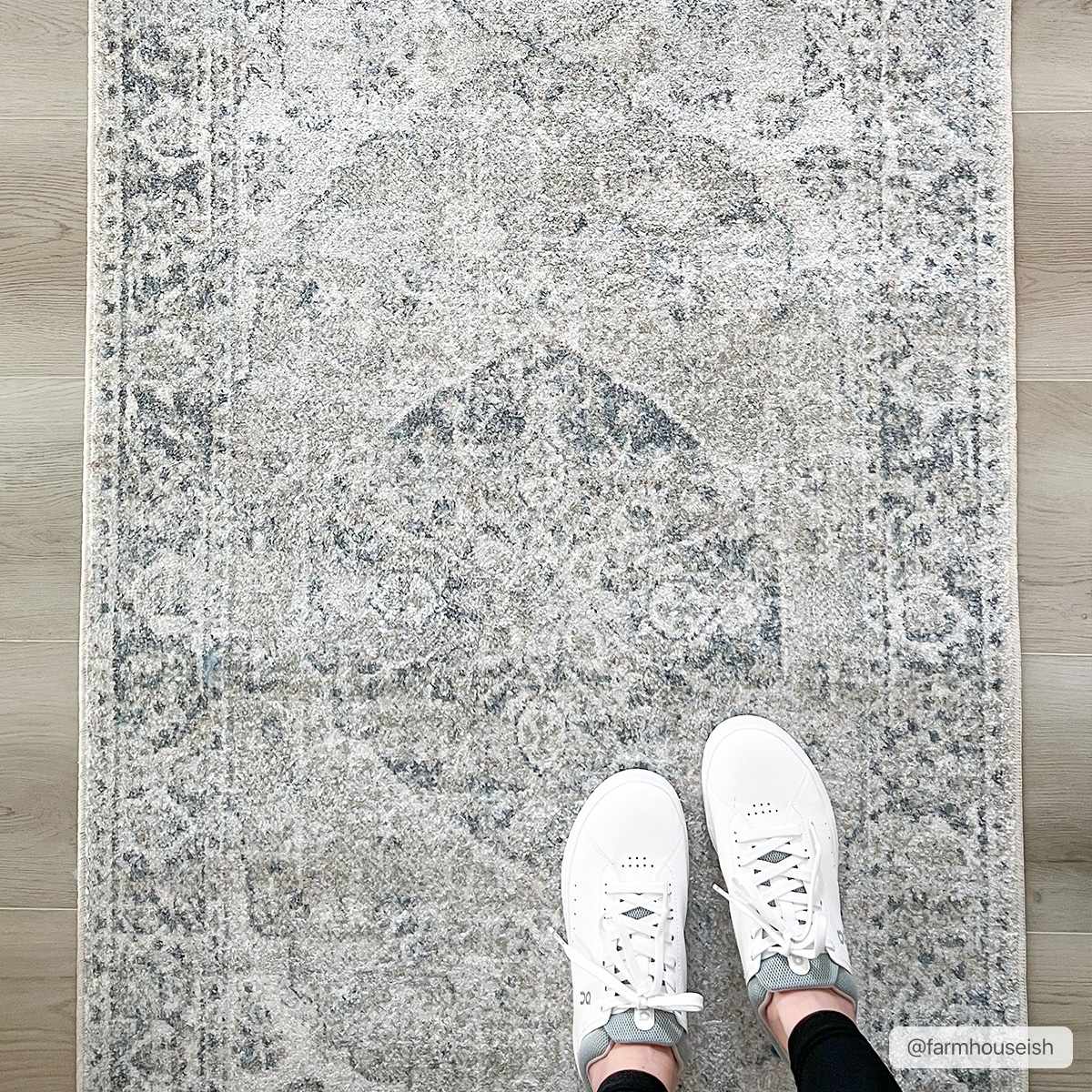 Rudoblu Boutique Washable Rug