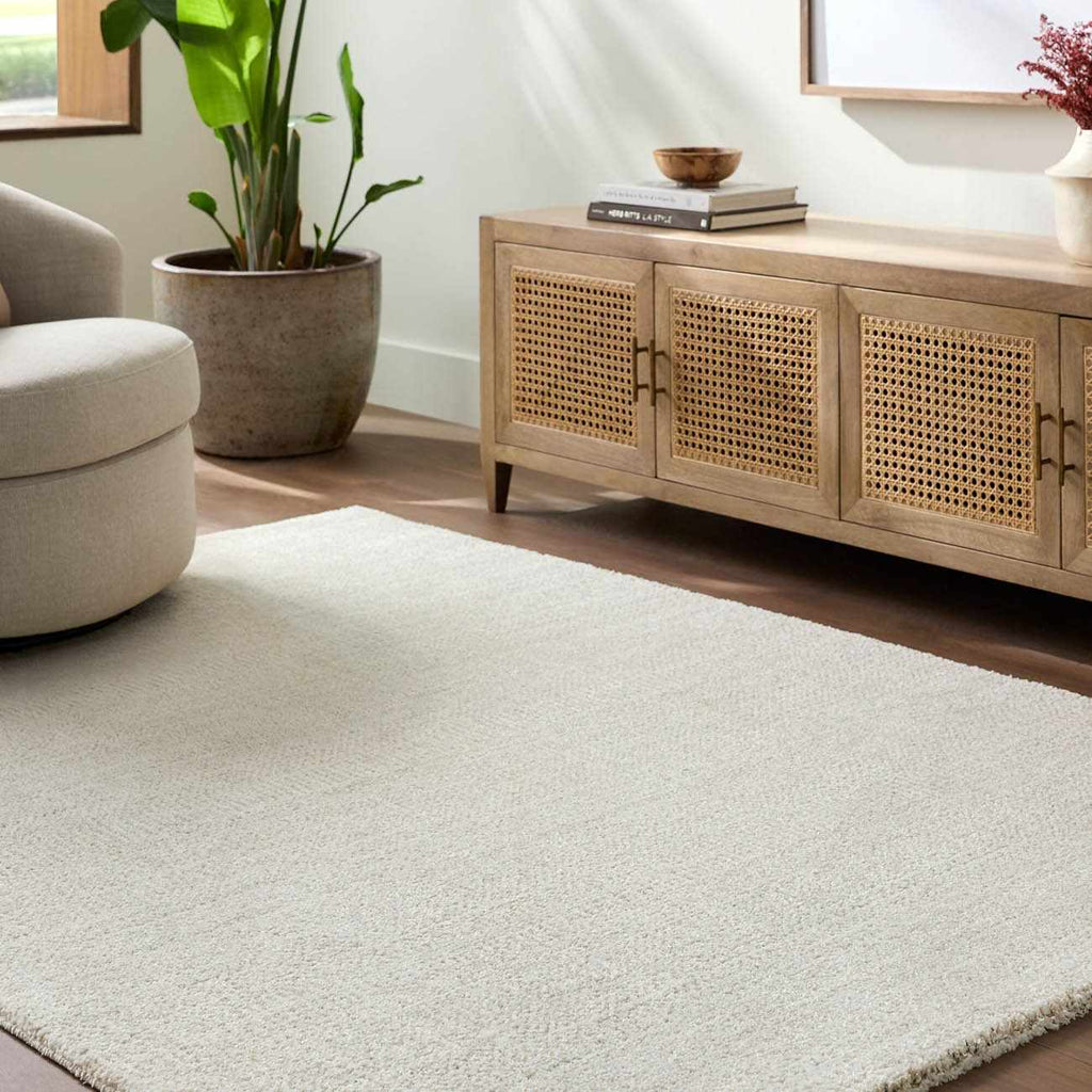 Sezja White Luxe Area Rug
