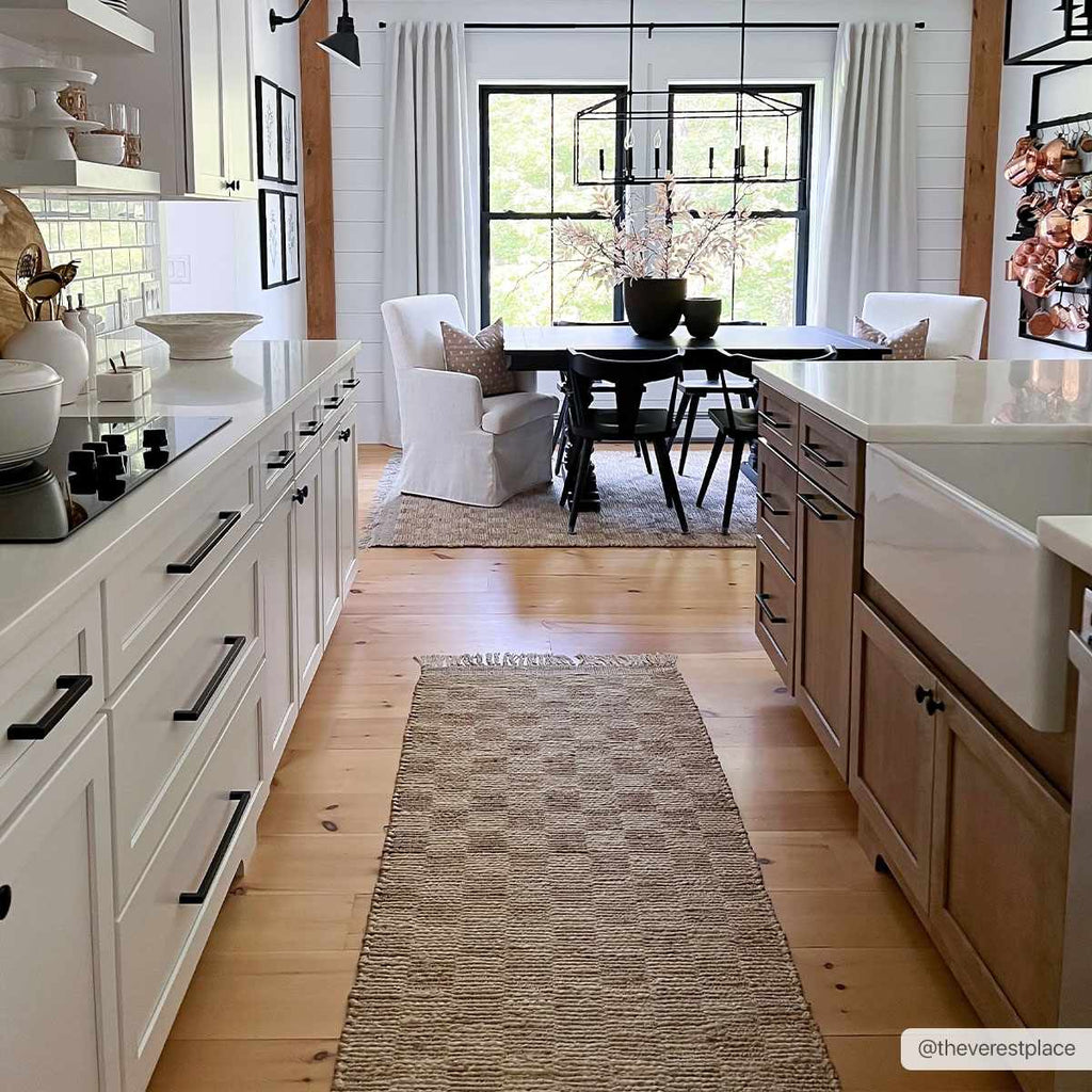 Ionut Checkered Jute Area Rug
